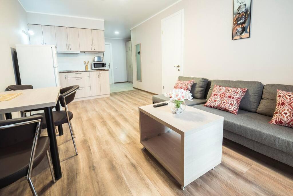 Loft New #0231 Апартаменти
